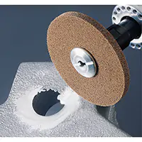 3M MEULES HOMOGÈNES D'ÉBARBAGE EXL SCOTCH-BRITEMC, 3" X 1/4", ARBRE DE 3/16", GRAIN DE 6S 