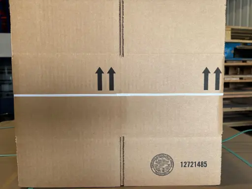 [Z090806J] BOITE À PETIT PRIX - 9''X 8.75''X 6.875''-PQT 25